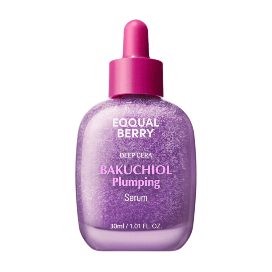 Equal Berry Bakuchiol Plumping Serum i en lila skimrande flaska med rosa pipett. Återfuktande och uppstramande serum för en strålande hud.