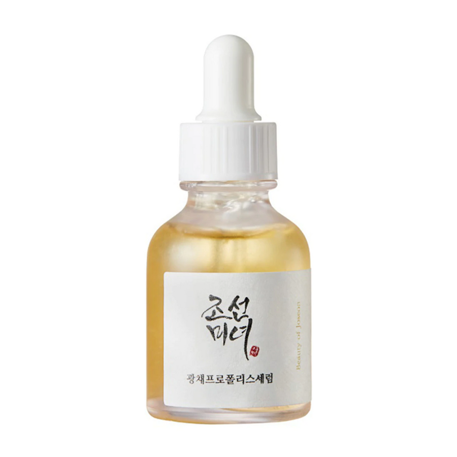 En flaska Beauty of Joseon Glow Serum 30ml på vit bakgrund.